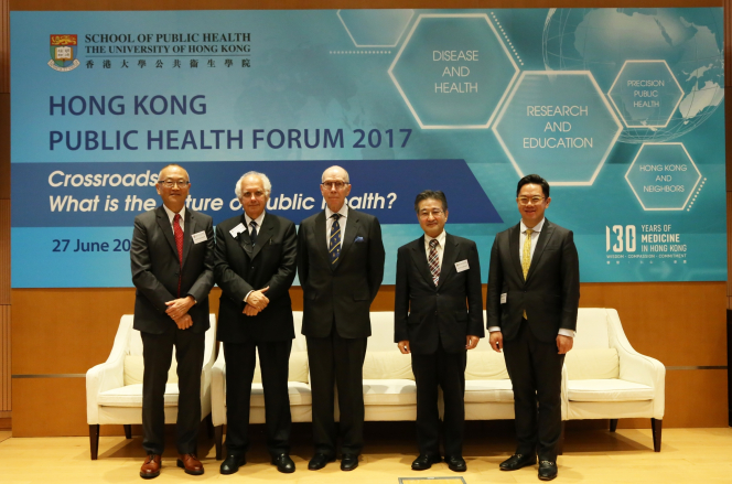 (From left) Professor Keiji Fukuda, Clinical Professor and Director of School of Public Health, Li Ka Shing Faculty of Medicine, HKU; Professor Didier Houssin, Professor of Surgery and Liver Transplant Specialist of the University Paris-Descartes; Dr Jeffrey Koplan, Vice President for Global Health of The Emory Global Health Institute; Professor Yoshio Hirota, Professor Emeritus of Osaka City University; and Mr James Chau, Special Contributor of CCTV News and WHO Goodwill Ambassador for Sustainable Development Goals and Health.